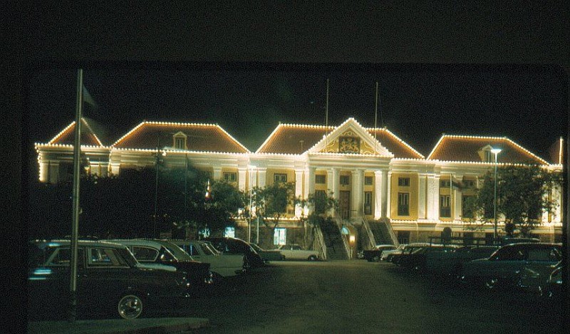 gouvernementsgebouw-2